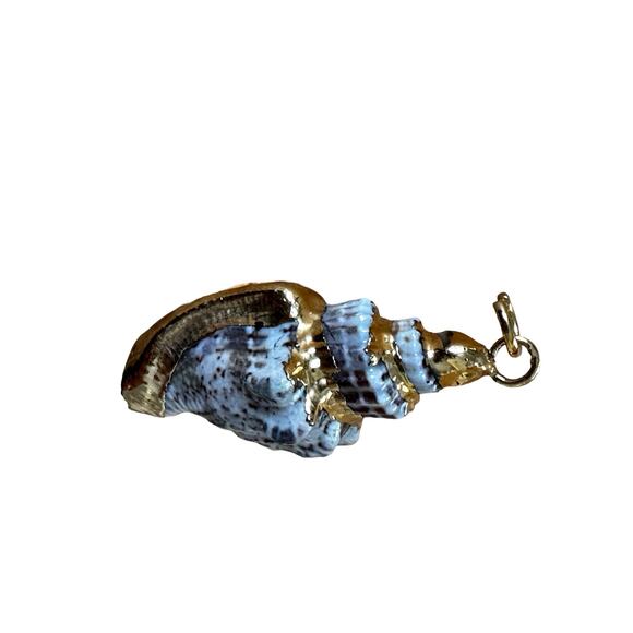 Vintage Gilded Conch Shell Pendant Beachy Boho Glam - Picture 2 of 5